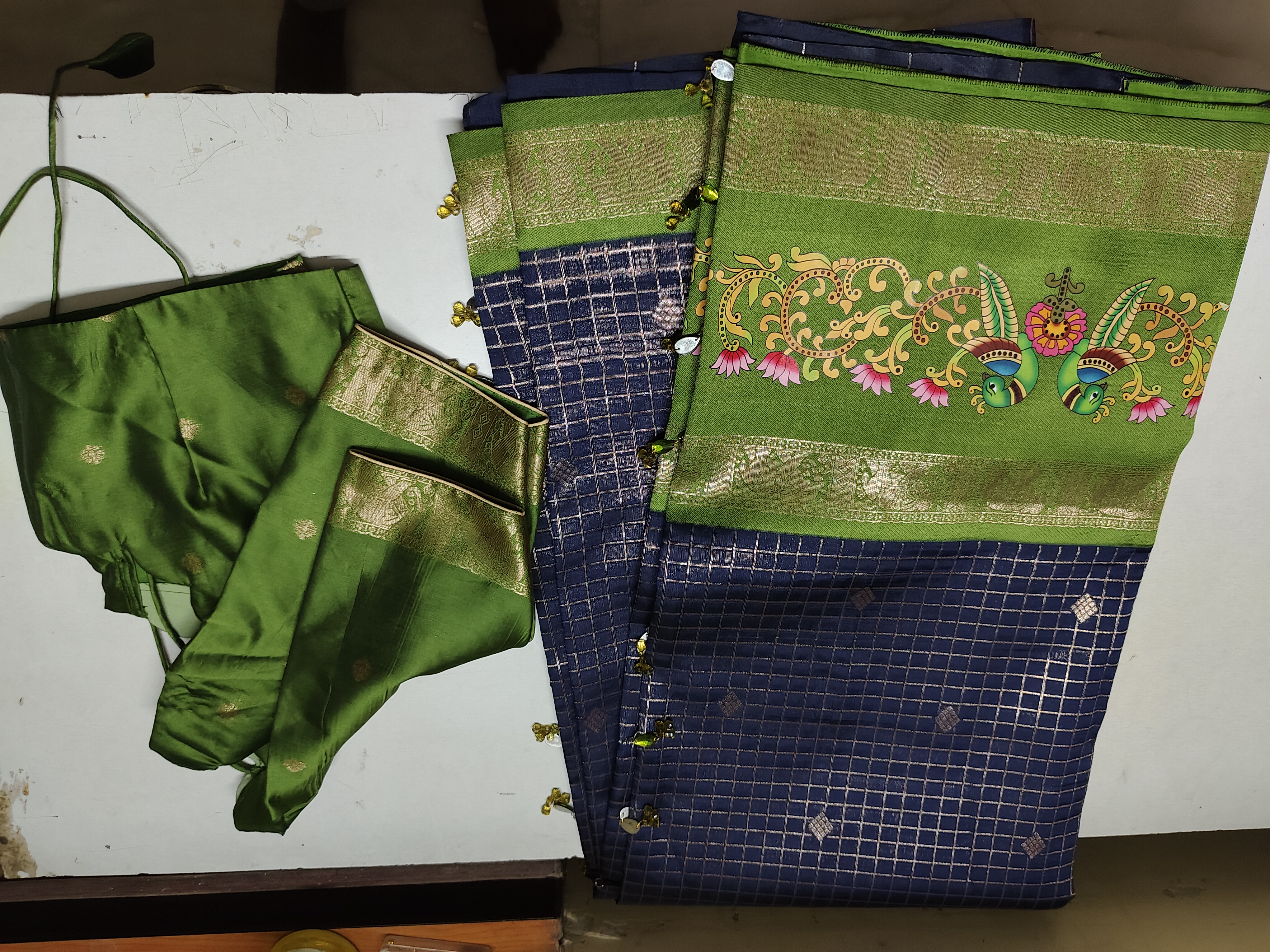 digital print border - semi pattu Saree